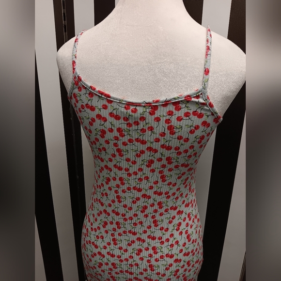 Cherry print rue21 dress - Picture 7 of 9
